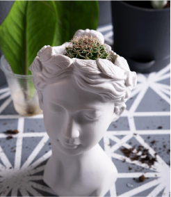 El Yapımı Seramik Heykeller